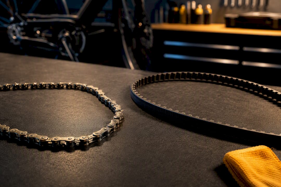 Ketting en riem als aandrijving voor e-bikes