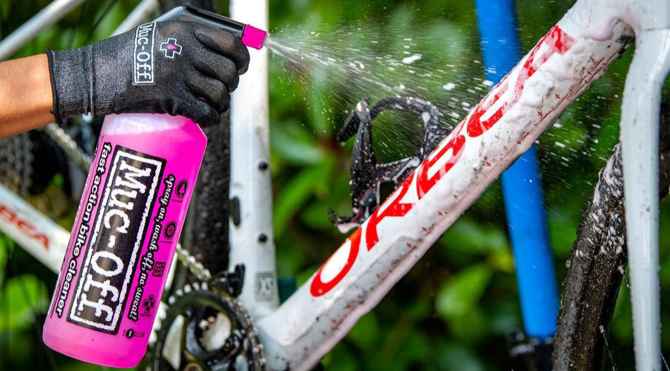 Kit d'entretien vélo Muc-Off | Nettoyer, protéger et lubrifier
